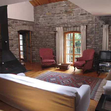 Vivienda Turismo Rural Biescas En Alquiler, Casa Completa, Tipo Monumento, Muy Acogedora Y Tranquila, Ideal Montana Y Esqui, Chimeneas Biescas (Aragon)